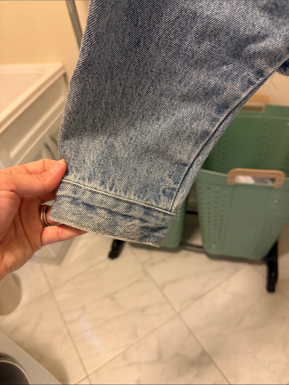 Vervet Distressed Cropped Denim Jacket - Light Blue - Picture 4 of 8